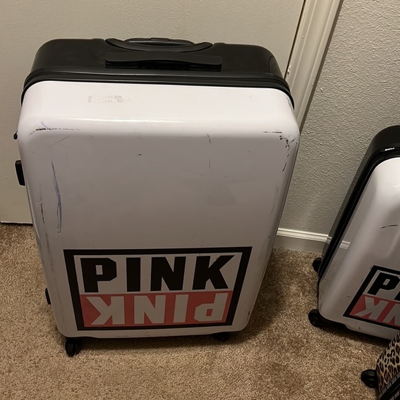 2 carry-on roller and 1 large roller luggage PINK - Picture 5 of 6